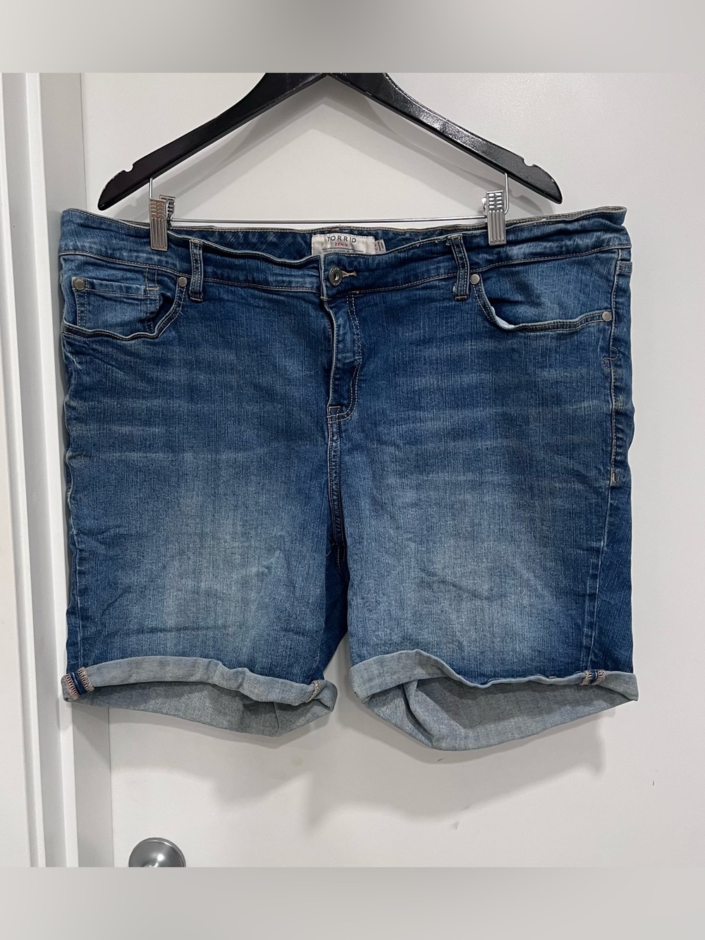 Torrid Denim Jean Bermuda Shorts Size 24 Plus Size
